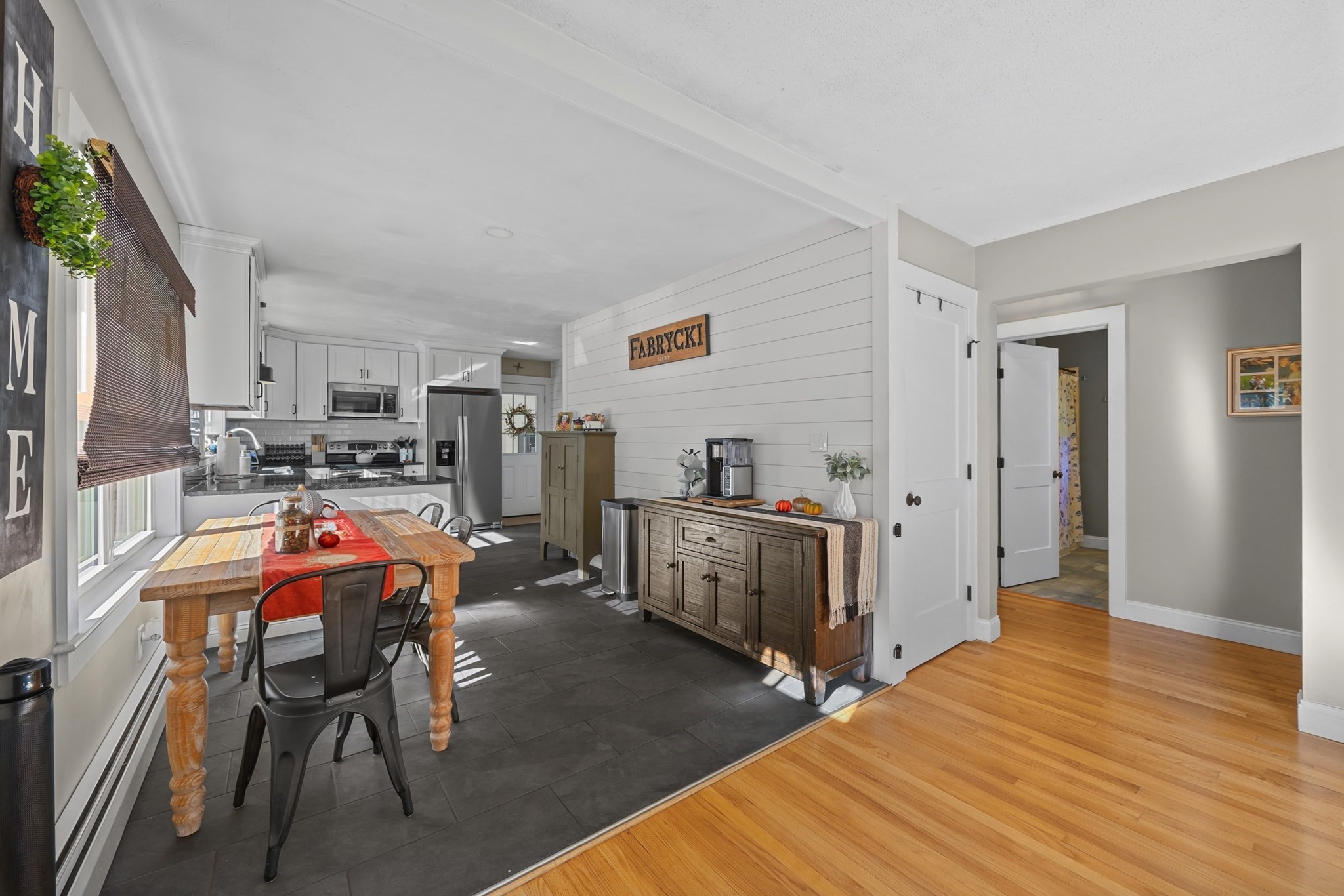 39 East Charlton Road Spencer, MA 01562 - Photo 9 of 34 Gallery Image 9
