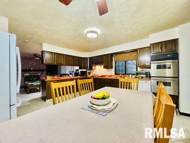 9311 Turkey Hollow Road Taylor Ridge, IL 61284 - Photo 10 of 24 Gallery Image 10