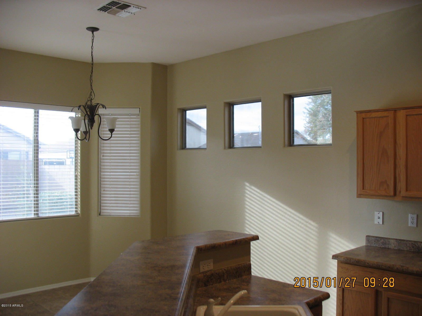43255 West Venture Road Maricopa, AZ 85138 - Photo 7 of 19 IMG_0010