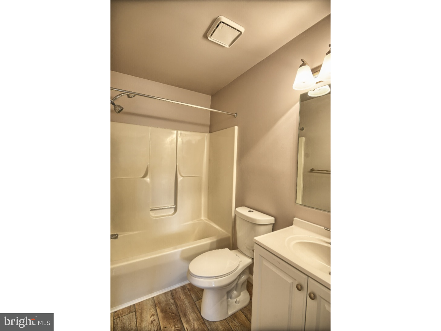 4305 Stoudts Ferry Bridge Road Reading, PA 19605 - Photo 17 of 25 Gallery Image 17