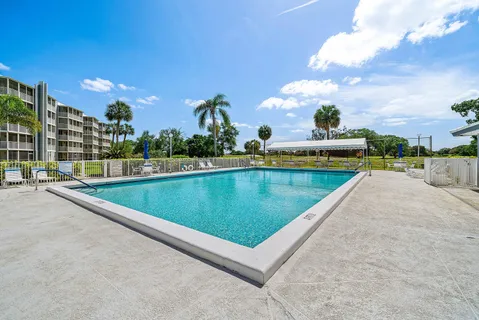 $285,000 | 6699 Northwest 2nd Avenue, Unit 415, Boca Raton, FL 33487
