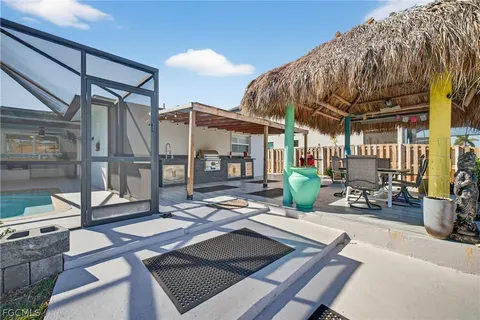 $550,000 | 1421 Southeast 31st Terrace, Cape Coral, FL 33904