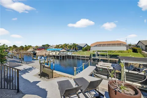 $550,000 | 1421 Southeast 31st Terrace, Cape Coral, FL 33904