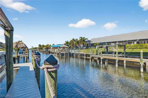 $550,000 | 1421 Southeast 31st Terrace, Cape Coral, FL 33904