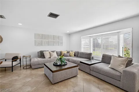 $550,000 | 1421 Southeast 31st Terrace, Cape Coral, FL 33904