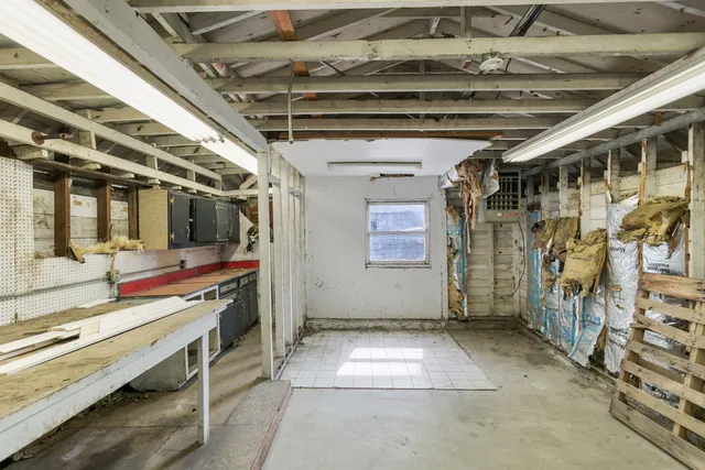 $499,700 | 9412 South Homan Avenue, Evergreen Park, IL 60805