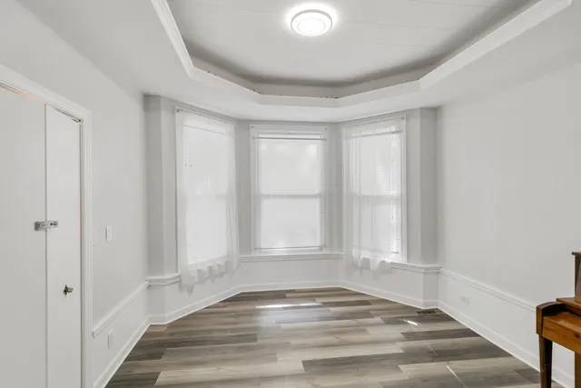 $499,700 | 9412 South Homan Avenue, Evergreen Park, IL 60805