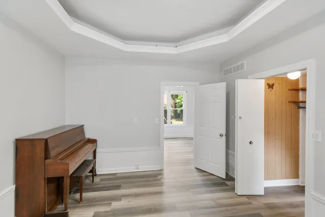 $499,700 | 9412 South Homan Avenue, Evergreen Park, IL 60805