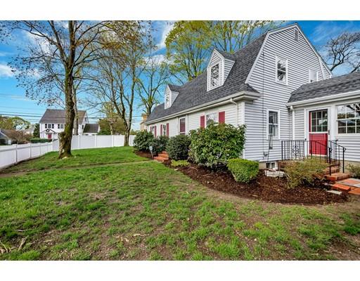 137 Hoover Road Needham, MA 02494 - Photo 3 of 27