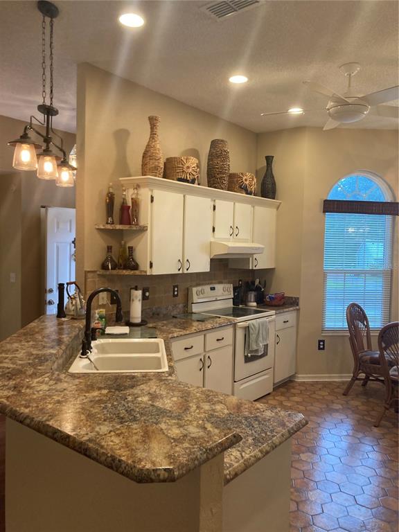 8744 Southwest 108th Ln Road Ocala, FL 34481 - Photo 7 of 37