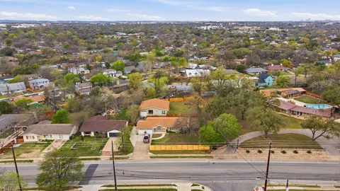 $450,000 | 5510 Manor Road, Unit A, Austin, TX 78723