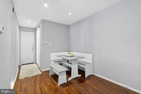 $115,000 | 433 Gov House Circle, Wilmington, DE 19809