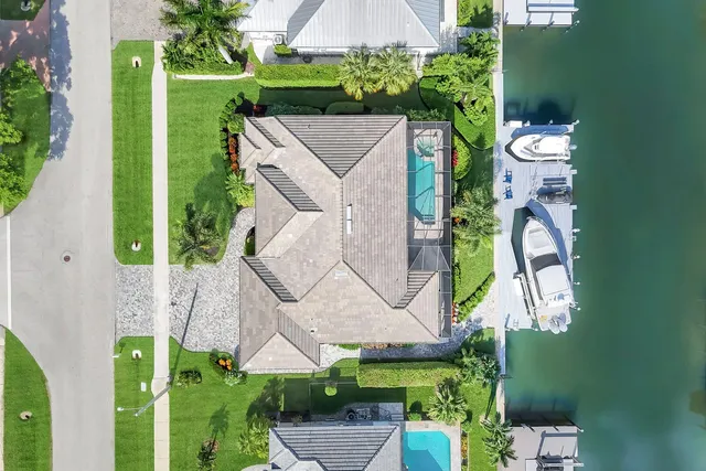 $3,250,000 | 820 Giralda Court, Marco Island, FL 34145