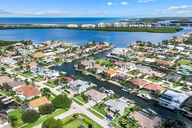 $3,250,000 | 820 Giralda Court, Marco Island, FL 34145