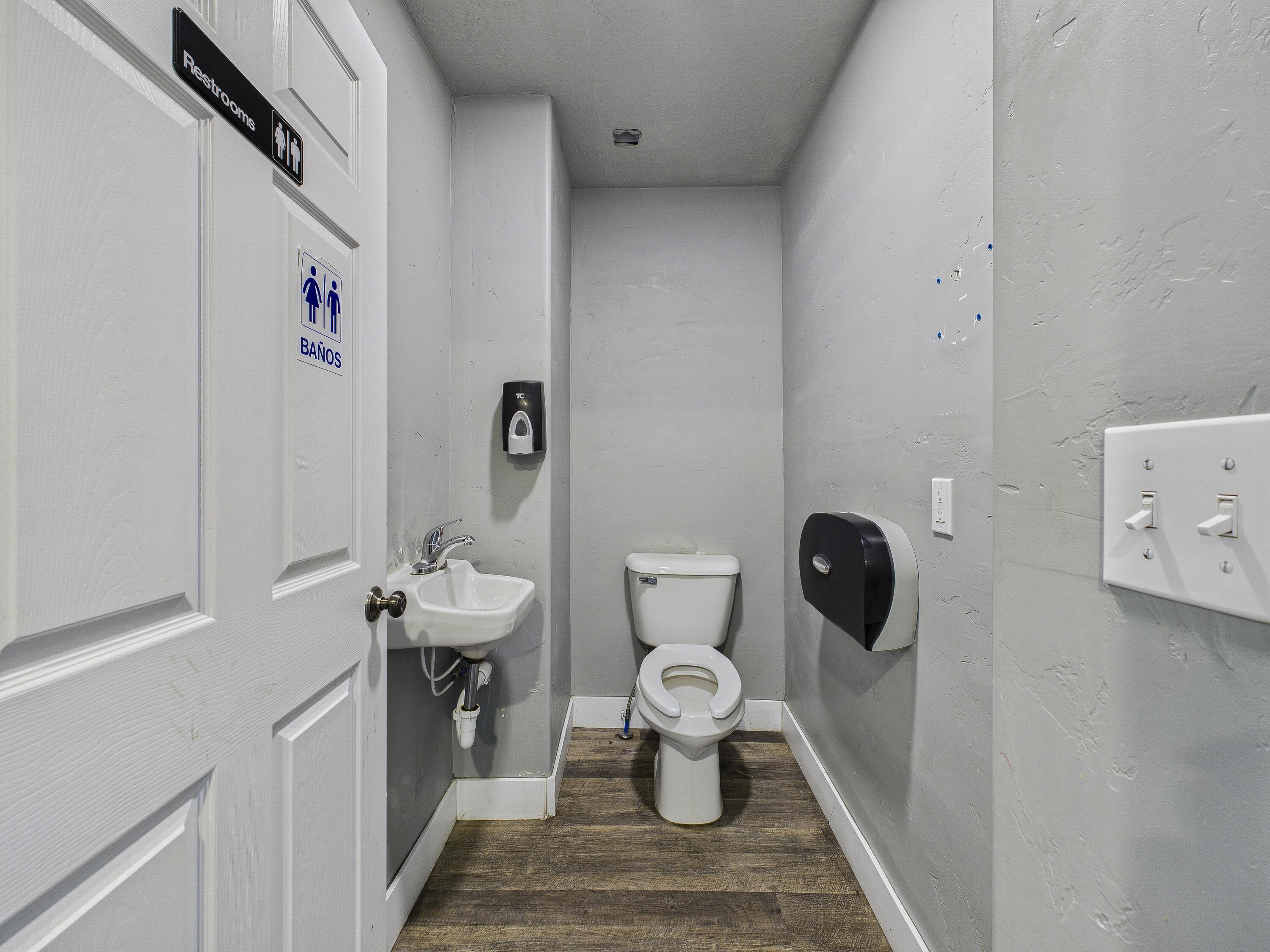 343 North Main Street Buffalo, WY 82834 - Photo 10 of 14 CAM03611G0-PR0106-STILL006