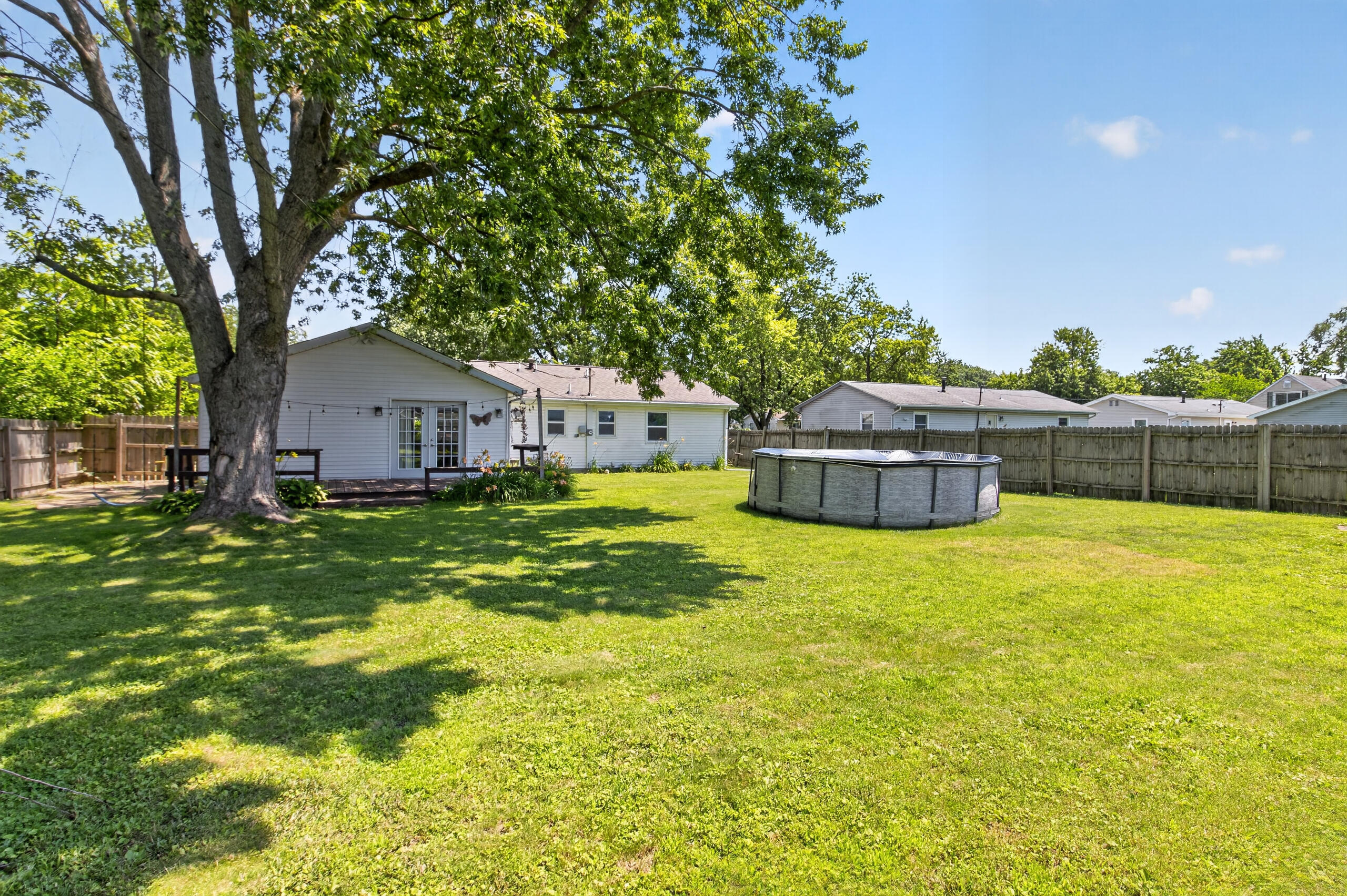 760 Acadia Road Valparaiso, IN 46385 - Photo 14 of 38 2560x1704