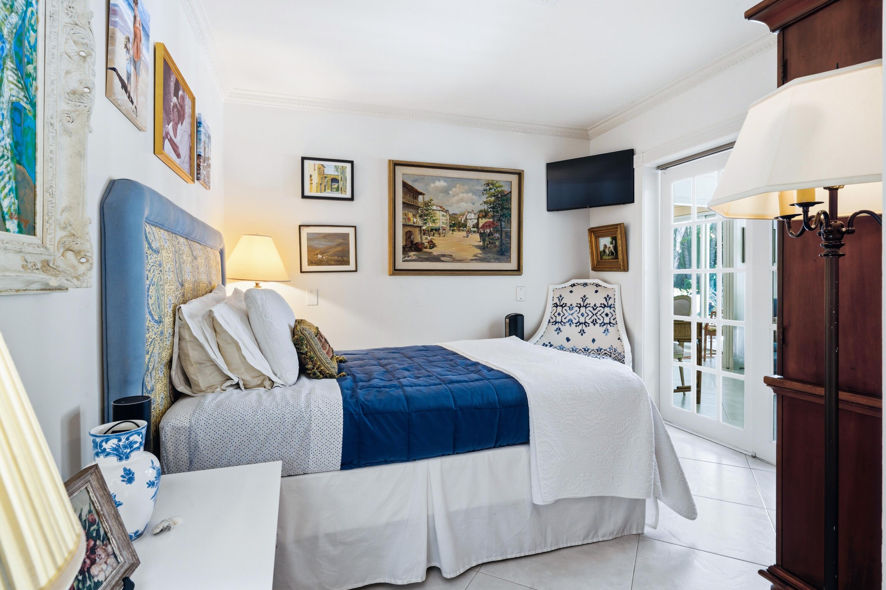 265 Fairview Road Palm Beach, FL 33480 - Photo 25 of 38 DSC_1031