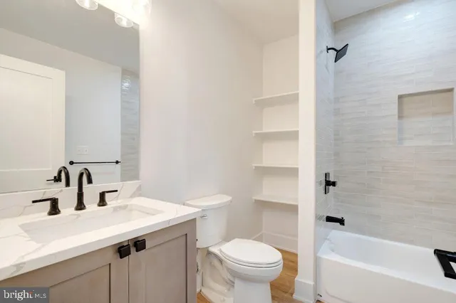 $2,499,900 | 5225 Little Falls Road, Arlington, VA 22207