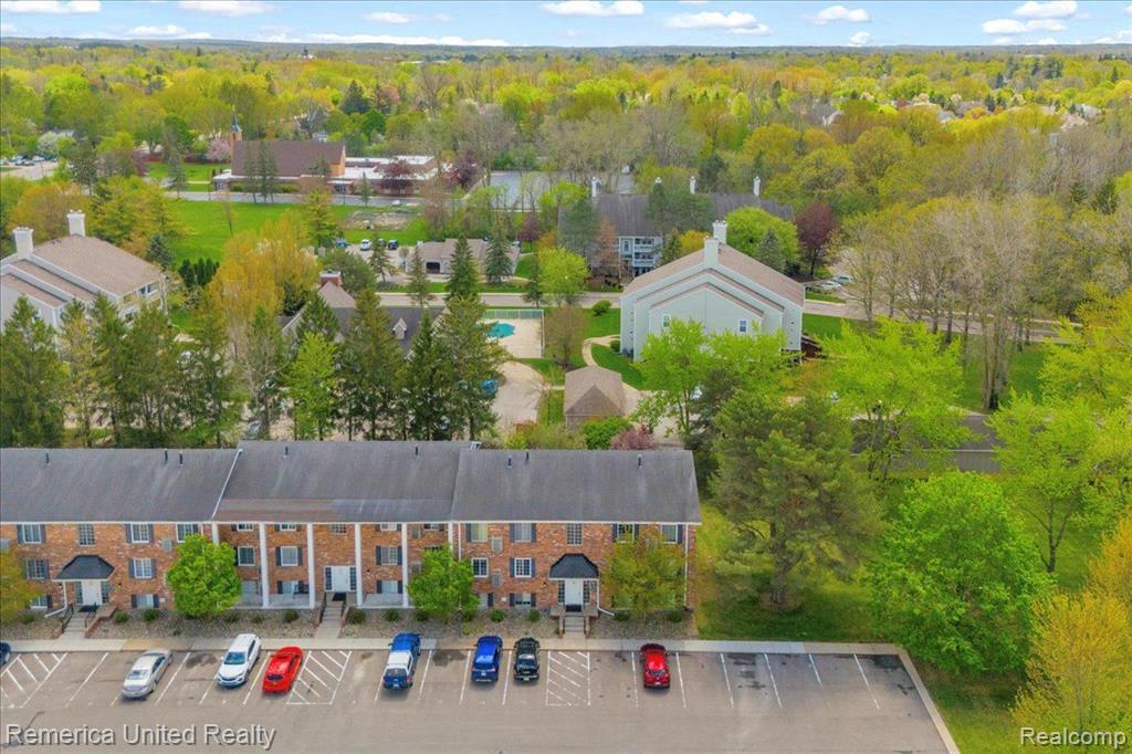 505 West Highland Road, Unit C13 Howell, MI 48843 - Photo 24 of 30