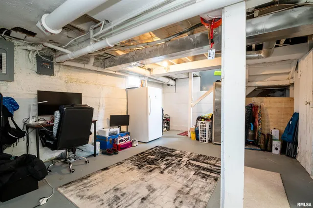 $109,900 | 3810 Chalmers Avenue, Bartonville, IL 61607