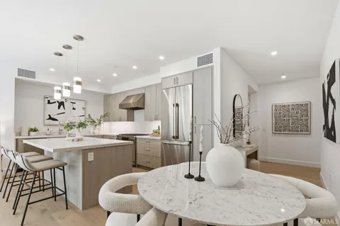 $1,495,000 | 425 1st Street, Unit 14, Los Altos, CA 94022