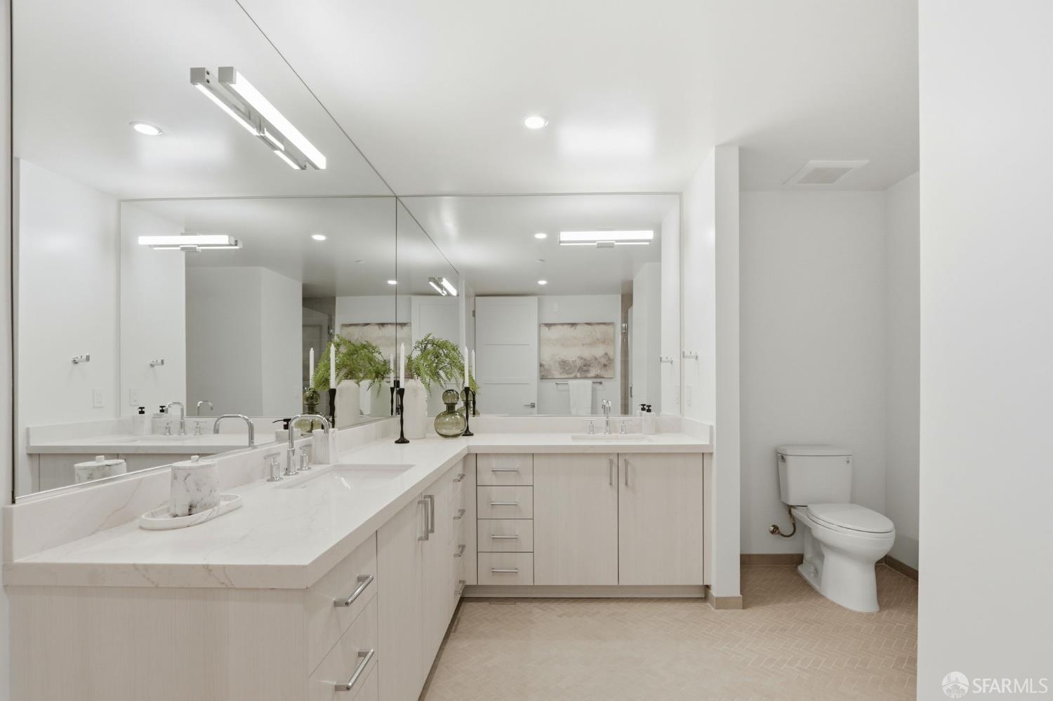 425 1st Street, Unit 14 Los Altos, CA 94022 - Photo 27 of 43