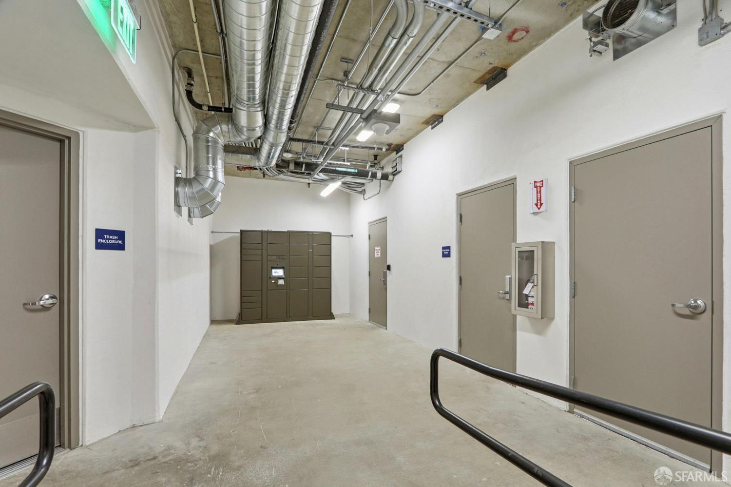 425 1st Street, Unit 14 Los Altos, CA 94022 - Photo 35 of 43