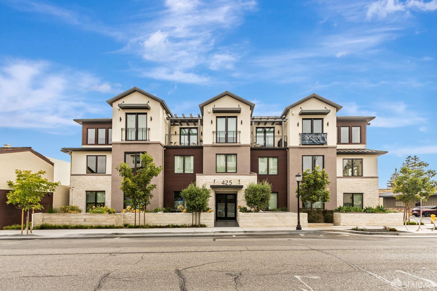 425 1st Street, Unit 14 Los Altos, CA 94022 - Photo 40 of 43