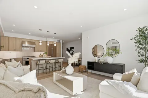 $1,495,000 | 425 1st Street, Unit 14, Los Altos, CA 94022