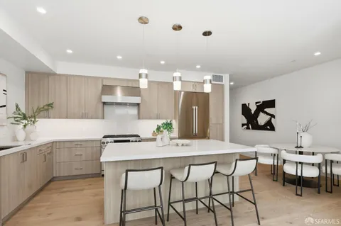 $1,495,000 | 425 1st Street, Unit 14, Los Altos, CA 94022