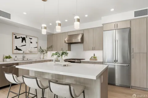 $1,495,000 | 425 1st Street, Unit 14, Los Altos, CA 94022