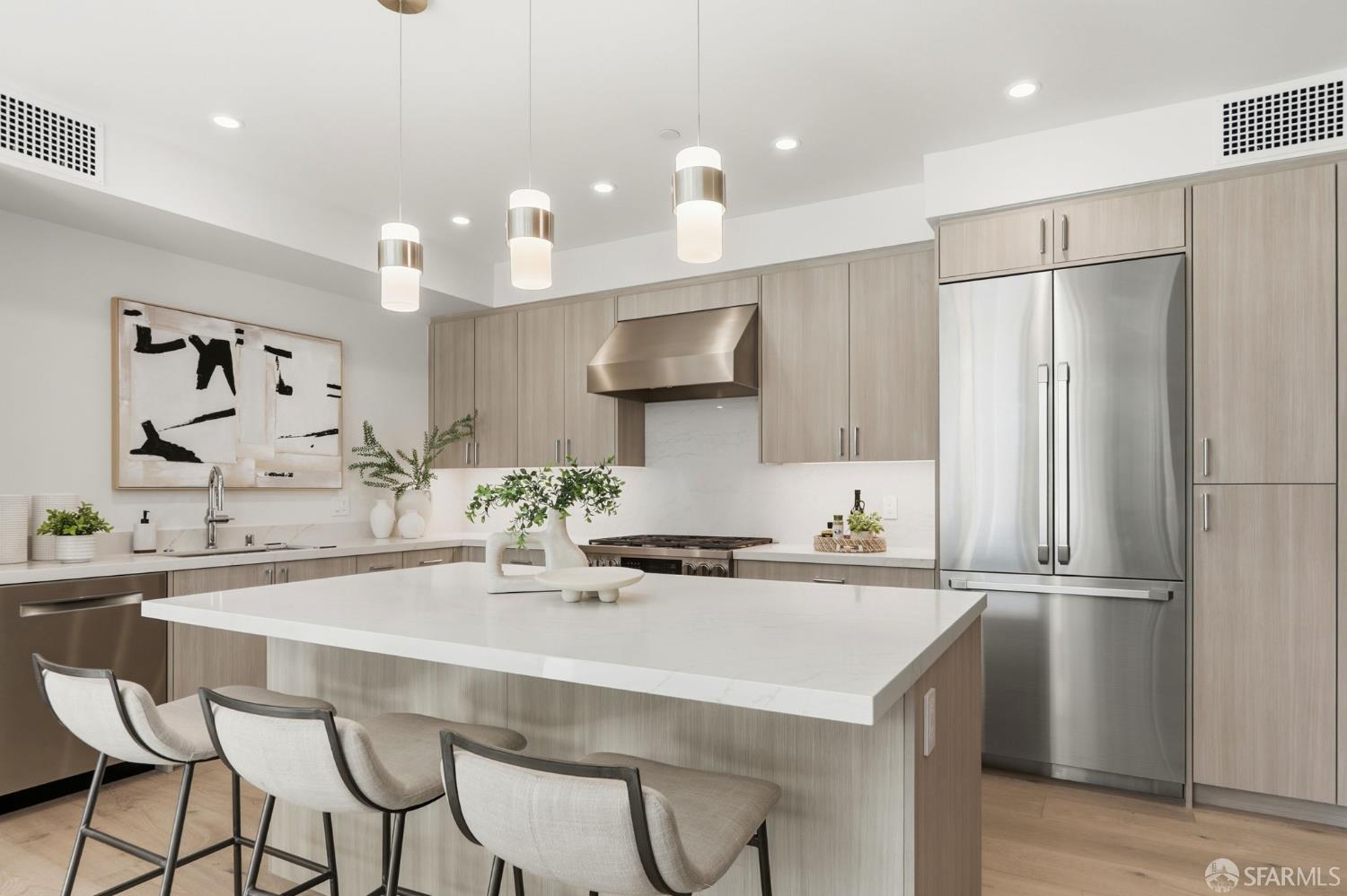 425 1st Street, Unit 14 Los Altos, CA 94022 - Photo 8 of 43