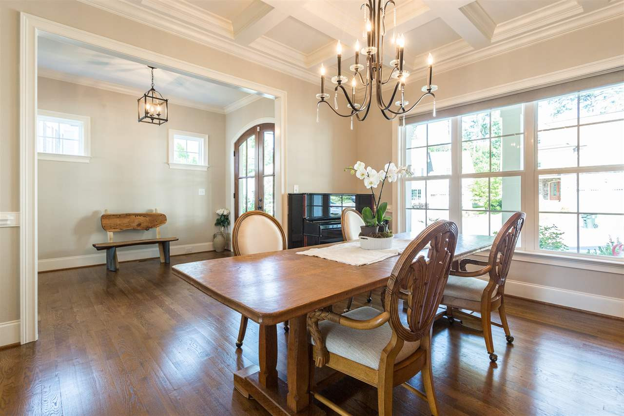 6410 Rosny Road Raleigh, NC 27613 - Photo 9 of 30 Dining Room