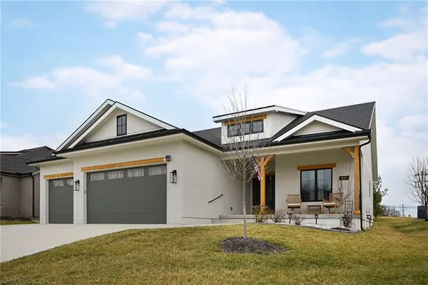 $550,000 | 1845 Falcon Court, Kearney, MO 64060