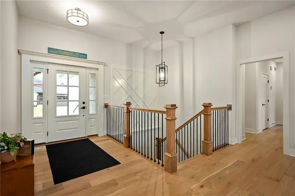 $550,000 | 1845 Falcon Court, Kearney, MO 64060