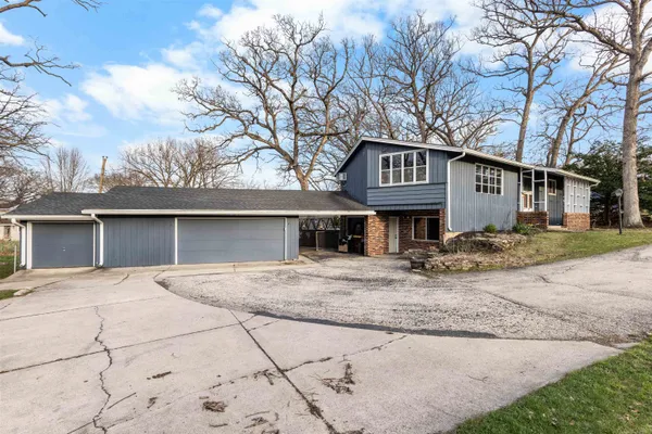 $249,900 | 5403 McFarland Road, Loves Park, IL 61111
