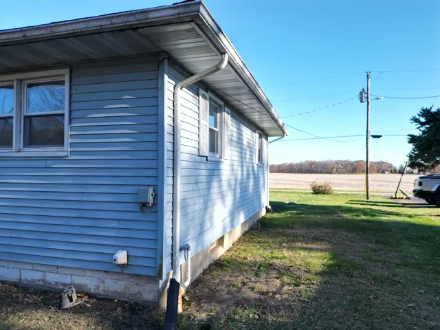 a view of backyard with plants