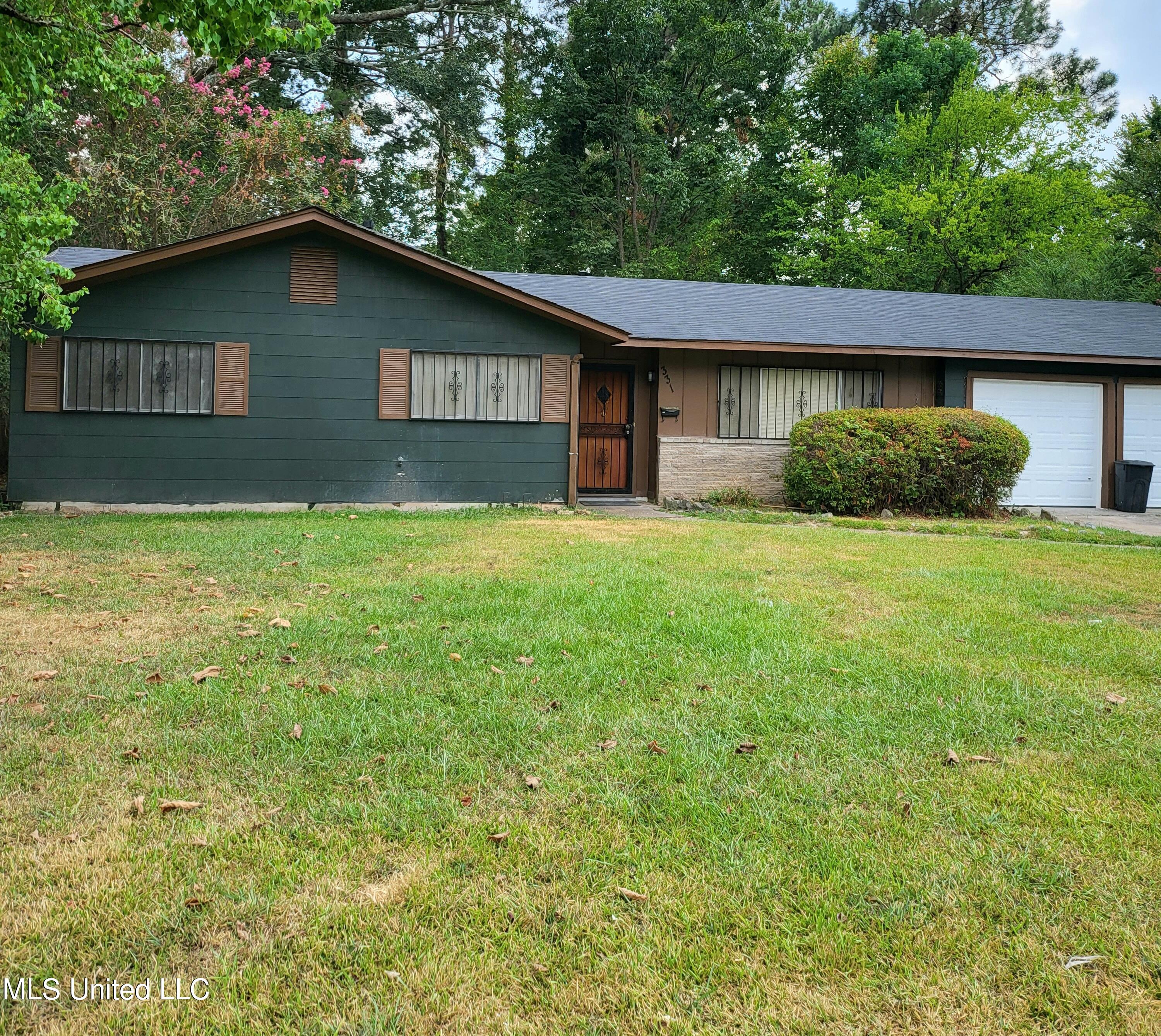331 Barnes Street Jackson, MS 39206 - Photo 1 of 13 20230825_140544
