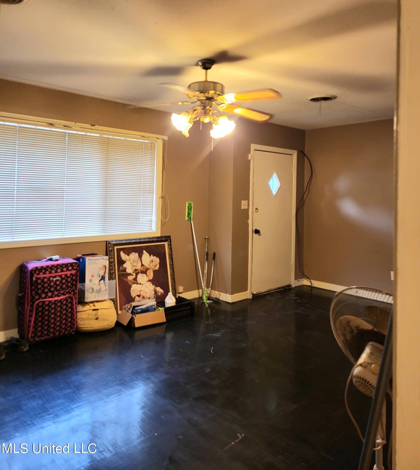 331 Barnes Street Jackson, MS 39206 - Photo 2 of 13 20230825_140912