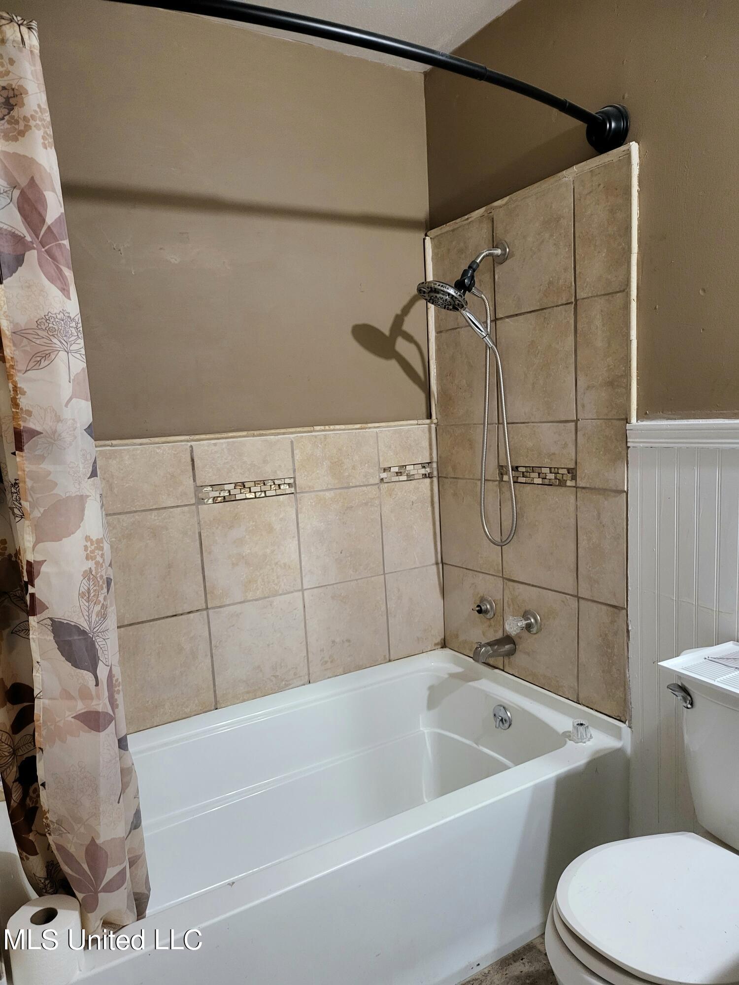 331 Barnes Street Jackson, MS 39206 - Photo 6 of 13 20230825_141107