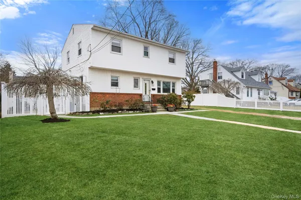 $649,000 | 299 28th Street, Copiague, NY 11726