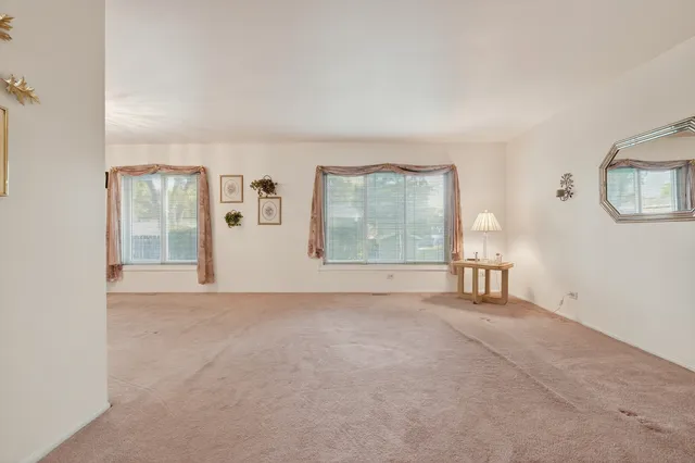 $425,000 | 1355 Blair Lane, Hoffman Estates, IL 60169