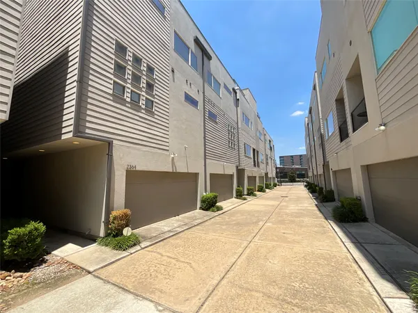$409,000 | 2364 Commerce Street, Houston, TX 77003