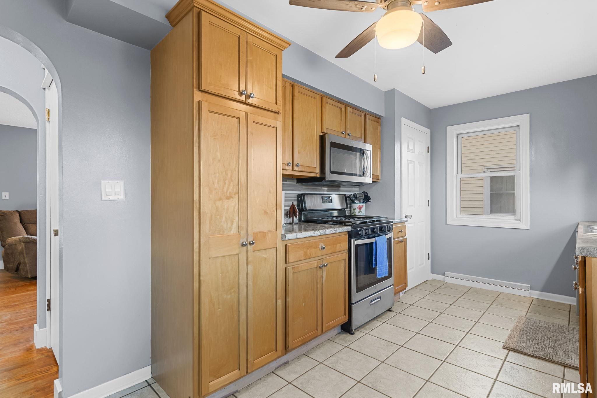 53 Rosaria Road Springfield, IL 62702 - Photo 11 of 34