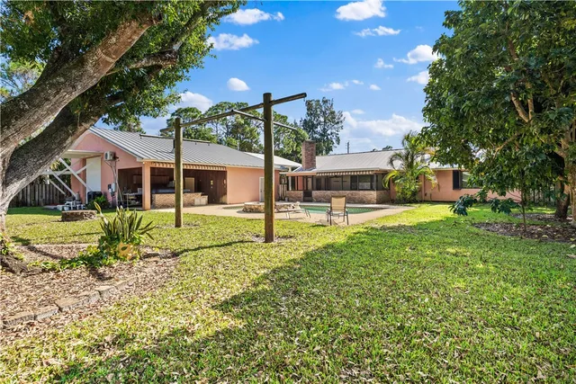 $700,000 | 3336 8th Street, Vero Beach, FL 32968