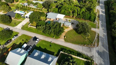 $700,000 | 3336 8th Street, Vero Beach, FL 32968