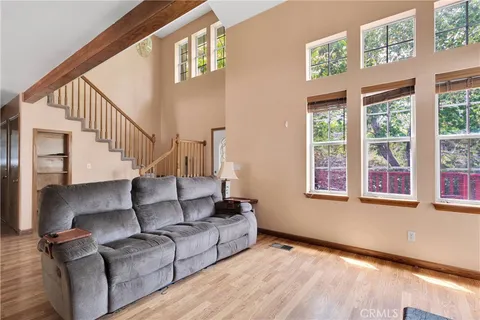 $449,000 | 5435 Heath Creek Drive, Wrightwood, CA 92397