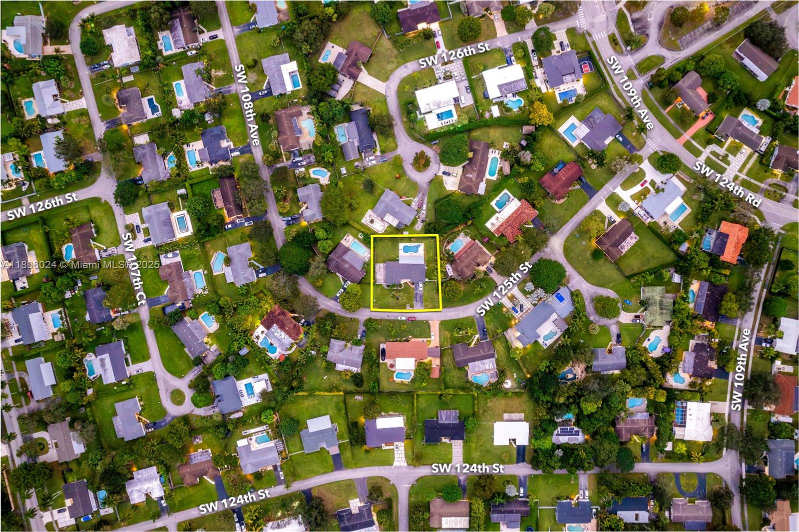 10820 Southwest 125th Street Miami, FL 33176 - Photo 46 of 46 a picture of flowers