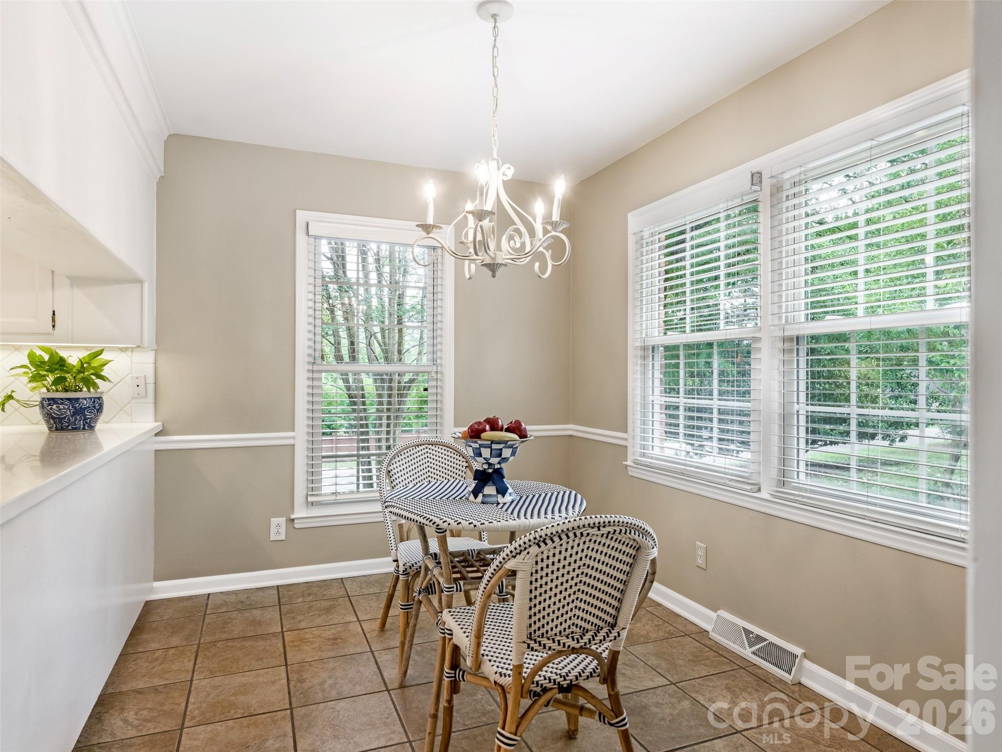 4313 Crossgate Road Charlotte, NC 28226 - Photo 12 of 37 Gallery Image 12