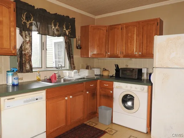 $120,000 | 7408 Academy Street, Pompey, NY 13138